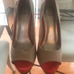 New Jessica Simpson Pumpd